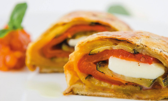 Strudel di verdura con mozzarella
